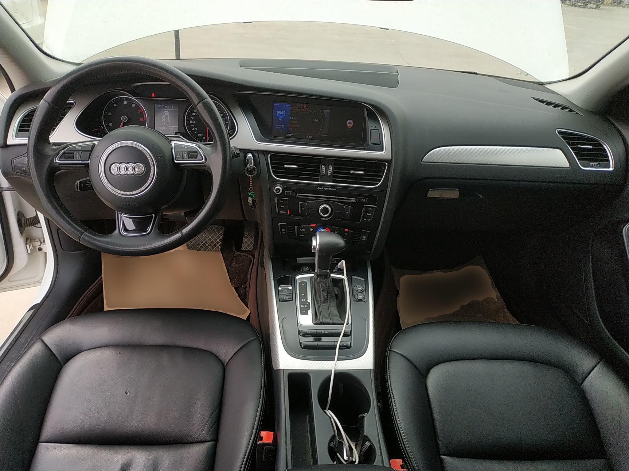 奥迪A4L 2013款 35 TFSI 自动标准型