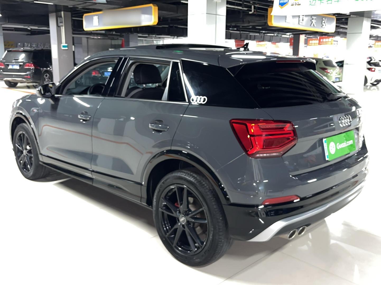 奥迪Q2L 2020款 35 TFSI 时尚动感型