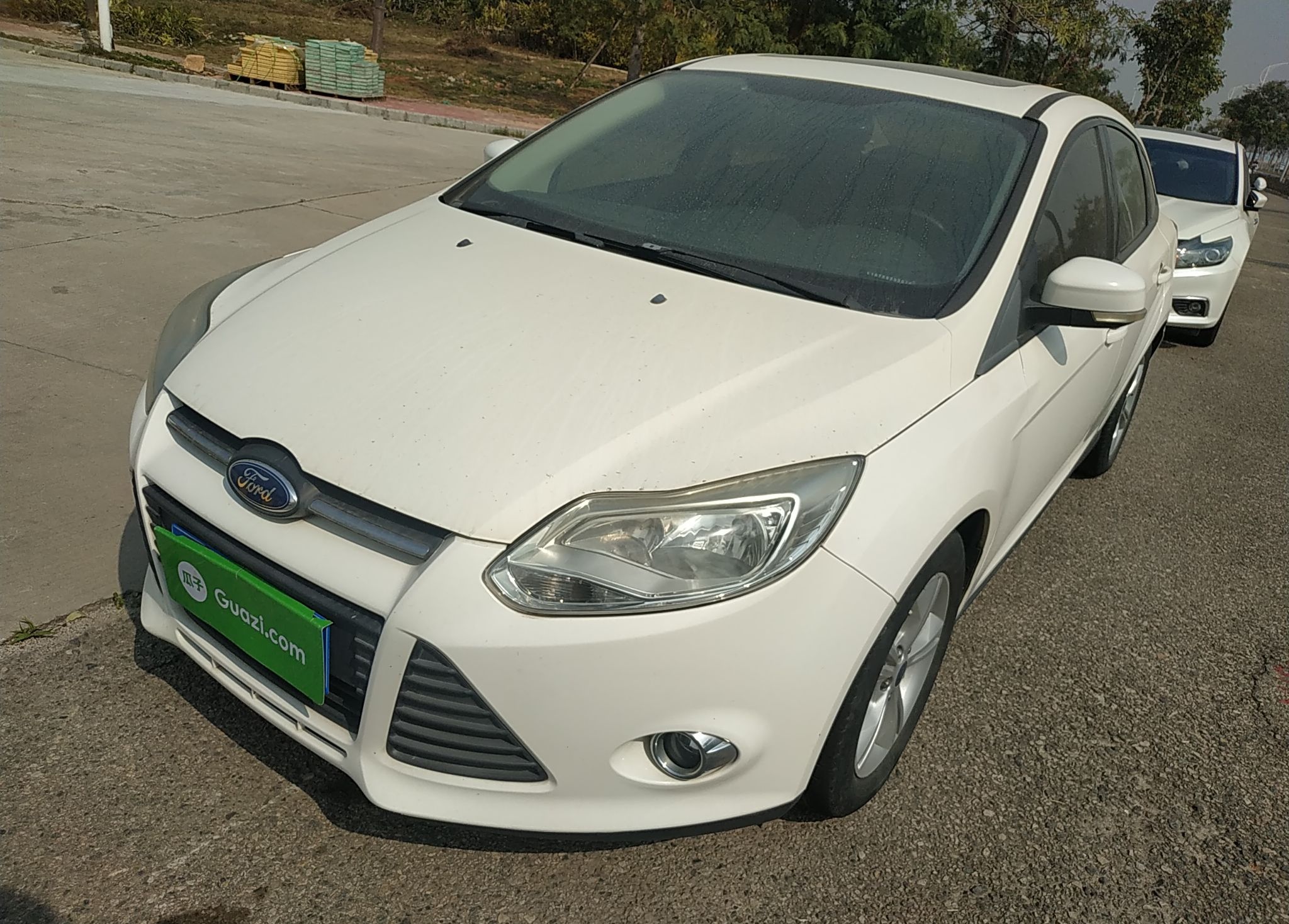 福特 福克斯 2012款 三厢 1.6L 自动风尚型