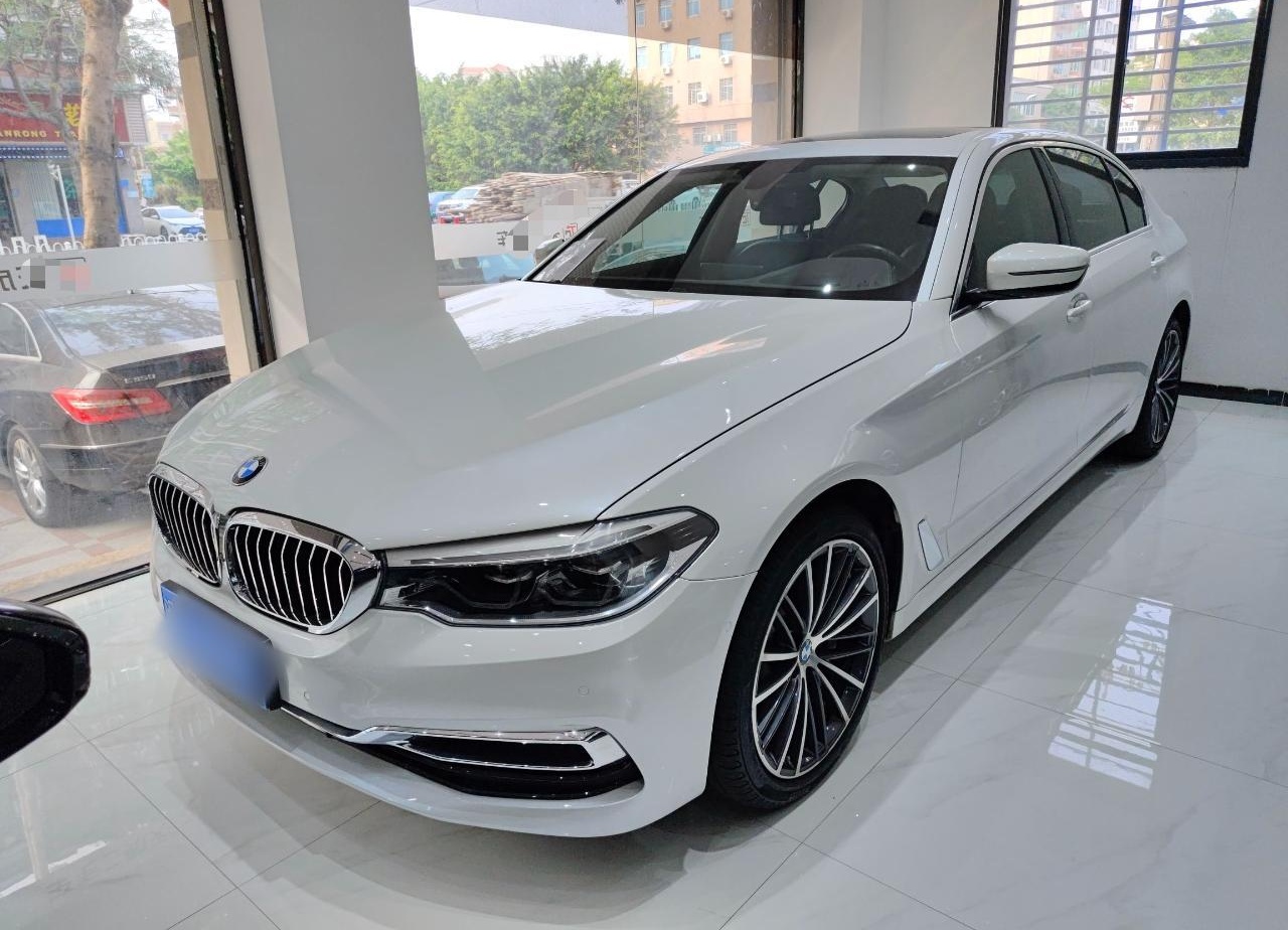 宝马5系 2020款 530Li 行政型 豪华套装