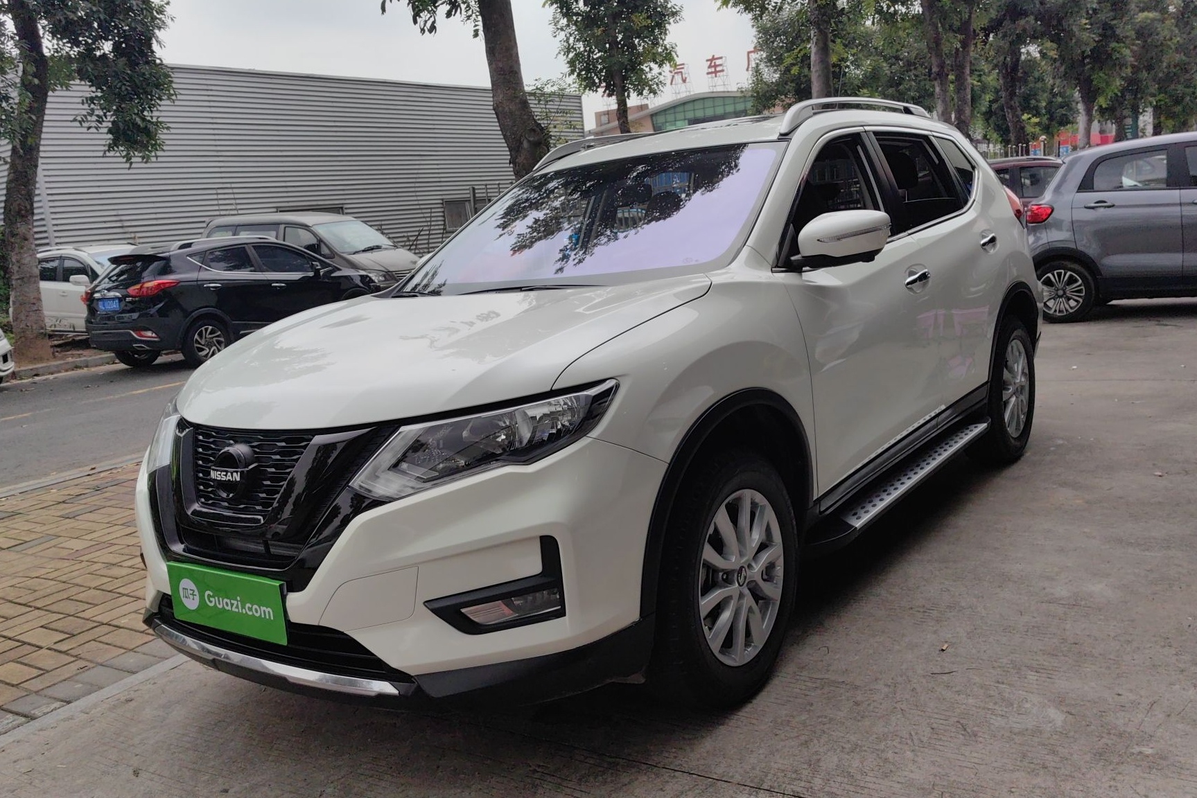 日产 奇骏 2021款 2.0L CVT 2WD XL ITS舒适纪念版