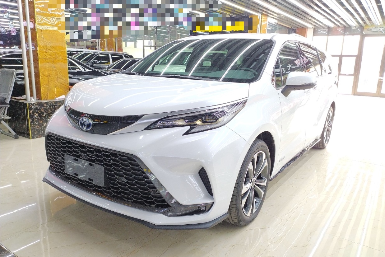 丰田 格瑞维亚 2022款 2.5L混动 尊爵版