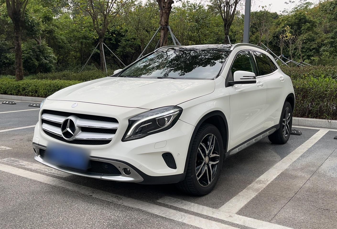 奔驰GLA级 2016款 GLA 220 4MATIC 时尚型