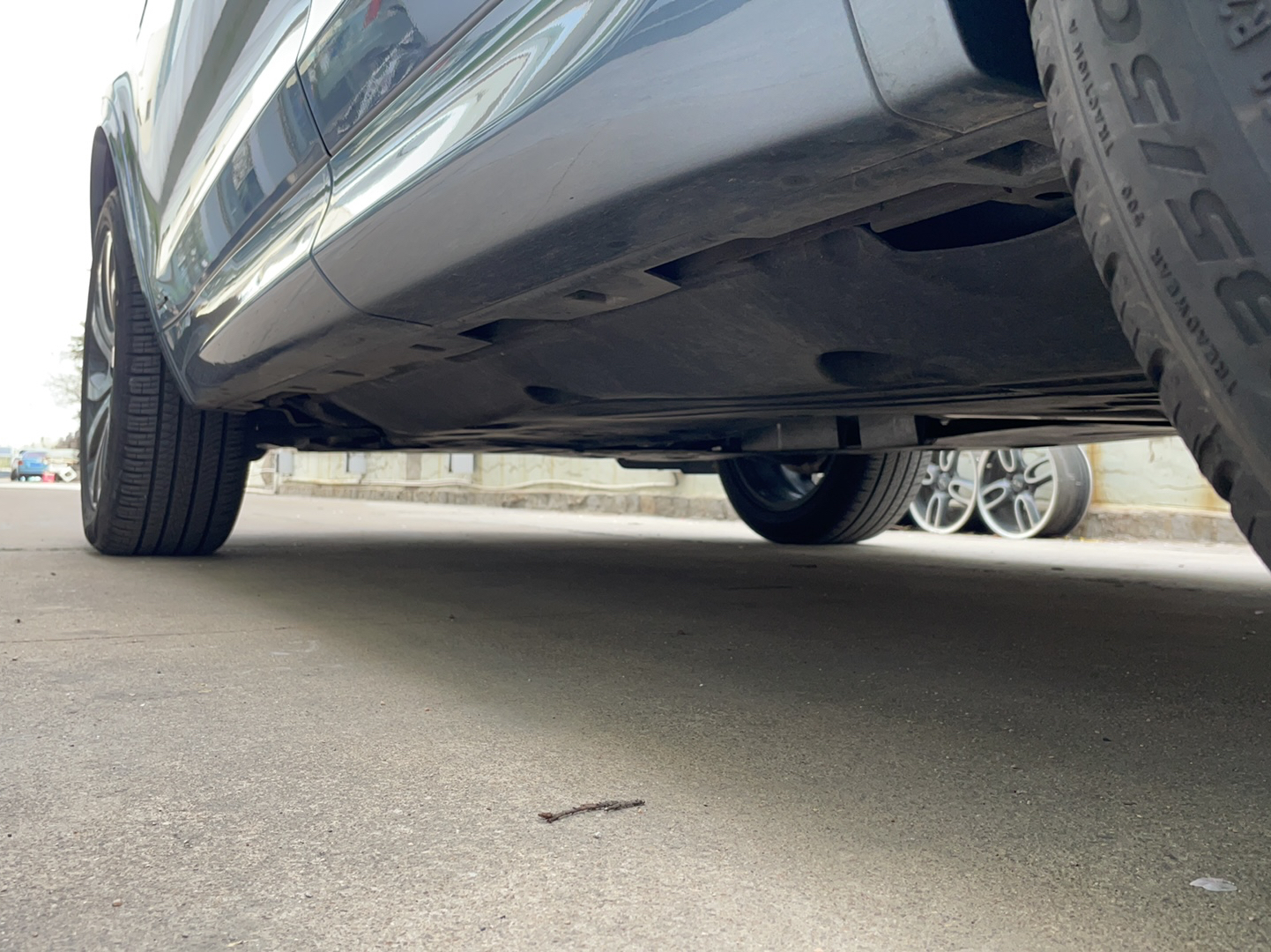 路虎 发现运动版 2022款 249PS R-Dynamic SE 性能科技版 5座