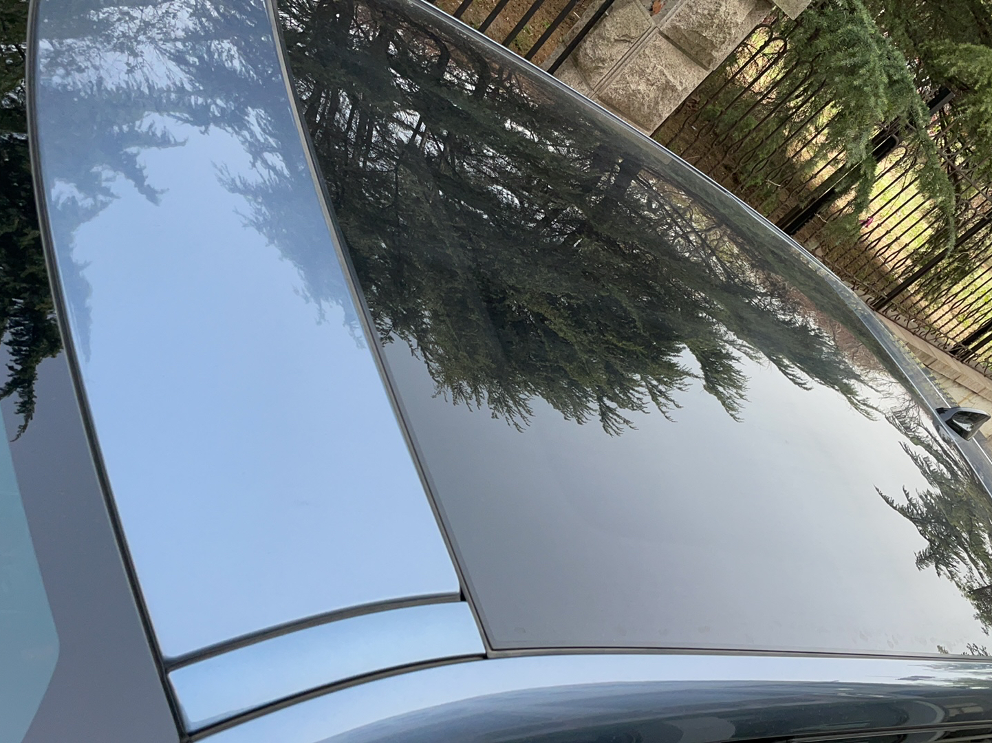 路虎 发现运动版 2022款 249PS R-Dynamic SE 性能科技版 5座