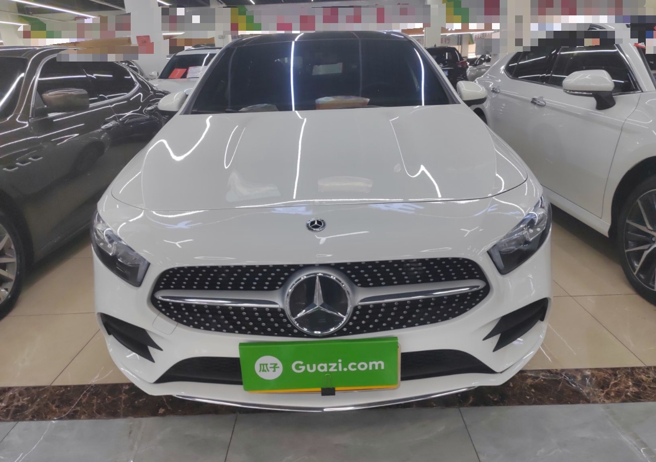 奔驰A级 2020款 改款 A 200 L 运动轿车动感型