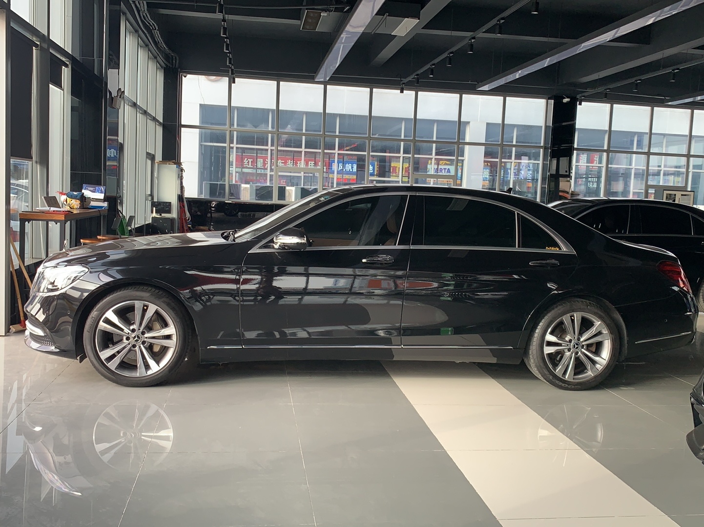 奔驰S级 2019款 S 350 L 豪华型(进口)