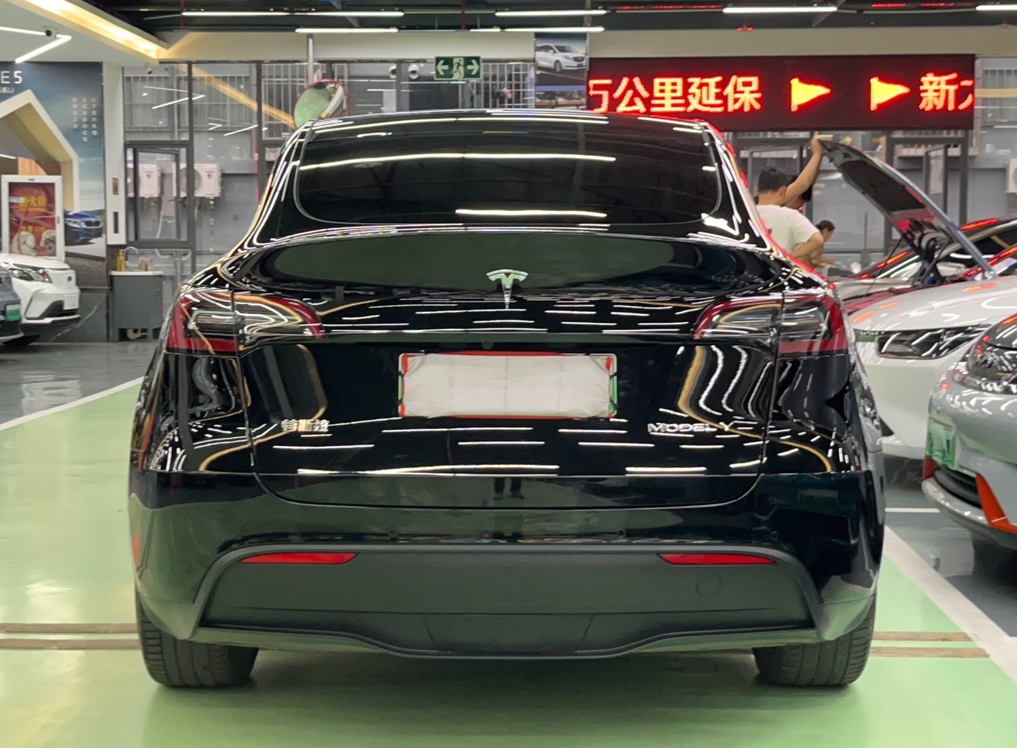 特斯拉 Model Y 2021款 标准续航后驱版