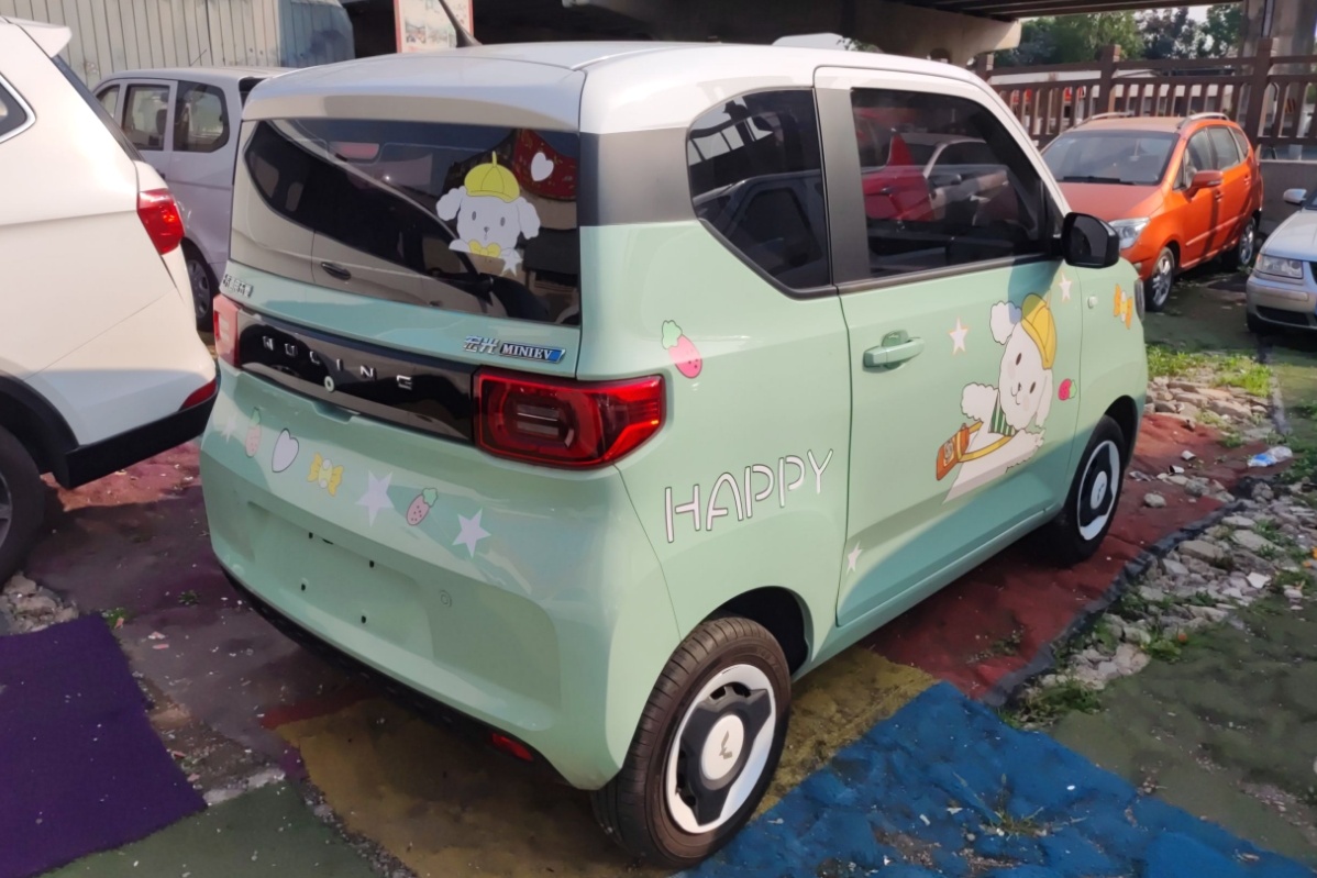 五菱汽车 宏光MINI EV 2021款 马卡龙时尚款 磷酸铁锂