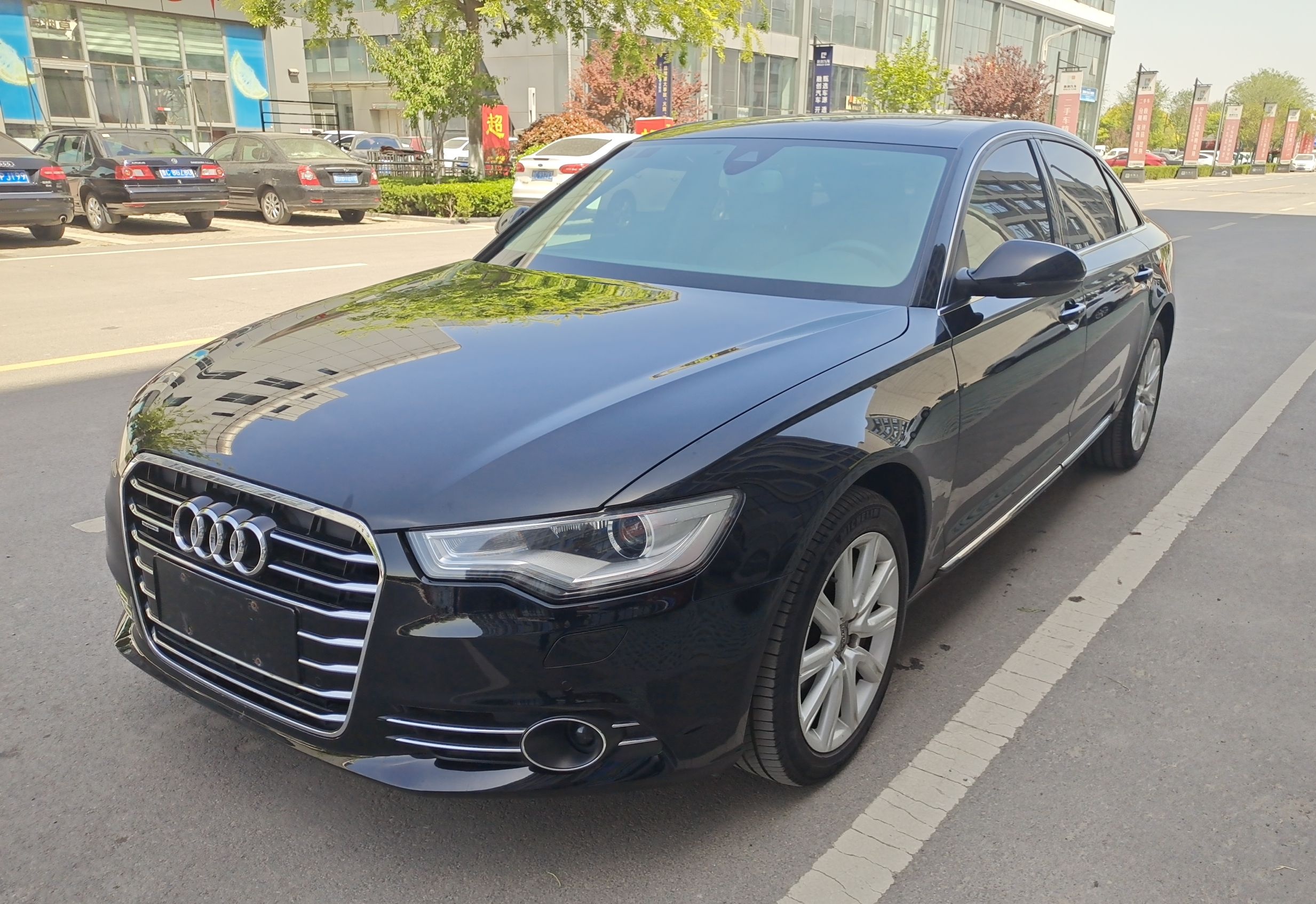 奥迪A6L 2012款 50 TFSI quattro 豪华型