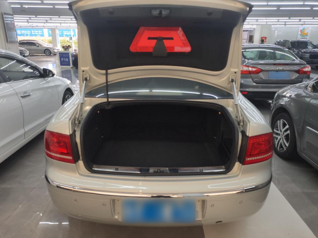 大众 辉腾 2012款 3.0L 商务型(进口)