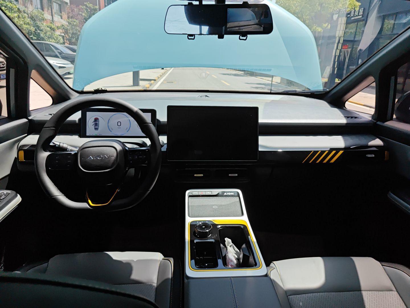 广汽埃安 AION Y 2022款 70 智领版