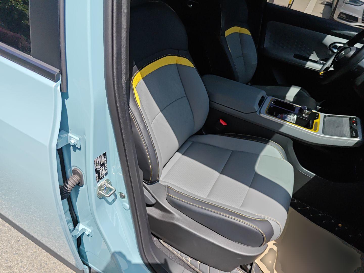 广汽埃安 AION Y 2022款 70 智领版