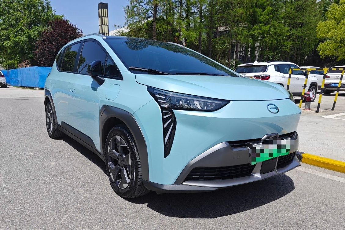 广汽埃安 AION Y 2022款 70 智领版