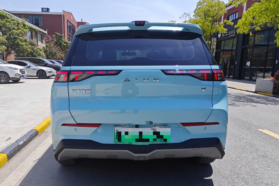 广汽埃安 AION Y 2022款 70 智领版