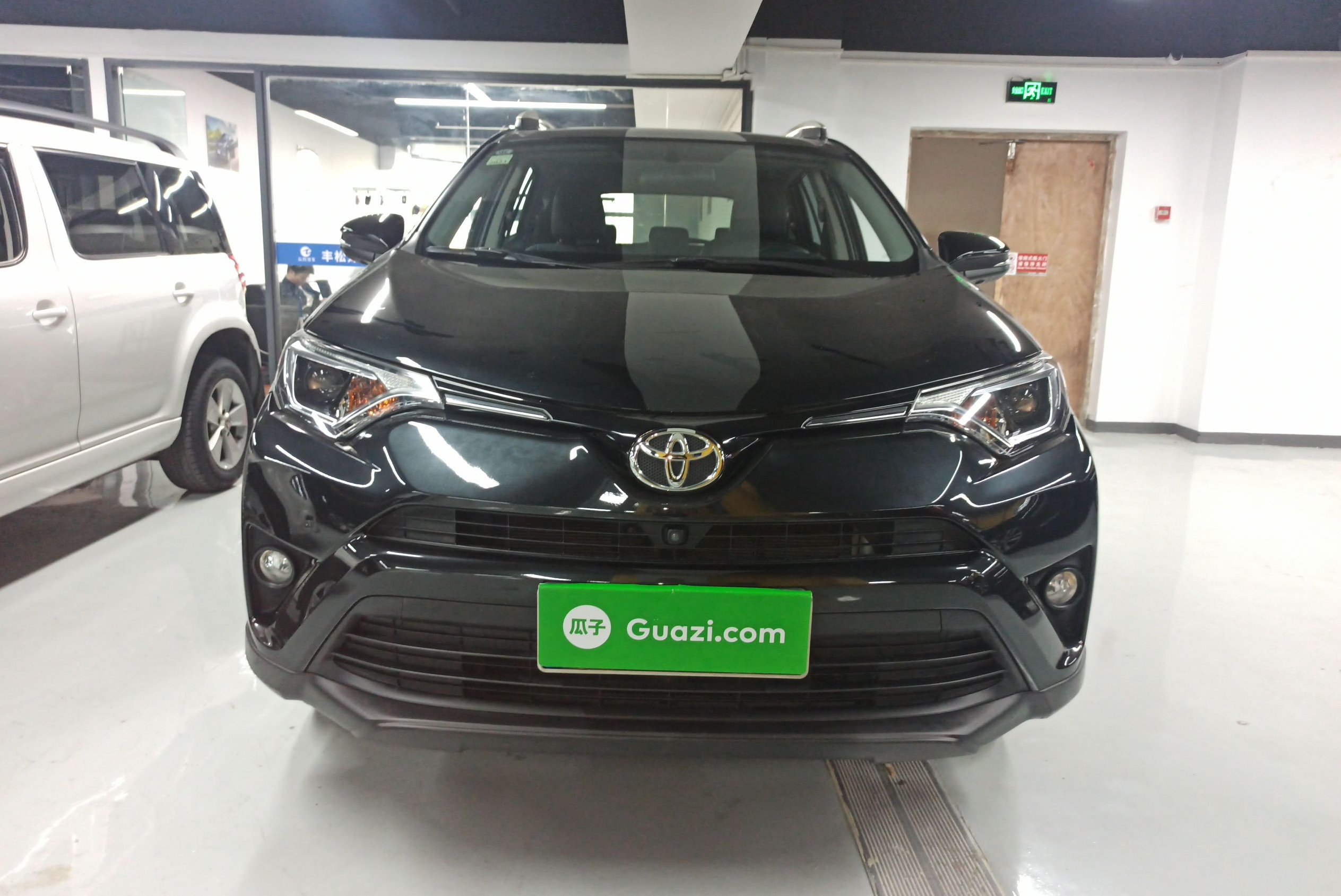 丰田 RAV4 2016款 2.0L CVT两驱风尚版 国V