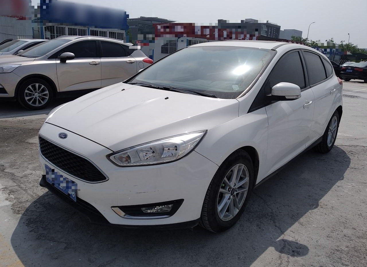 福特 福克斯 2017款 两厢 EcoBoost 125 自动超能风尚型智行版