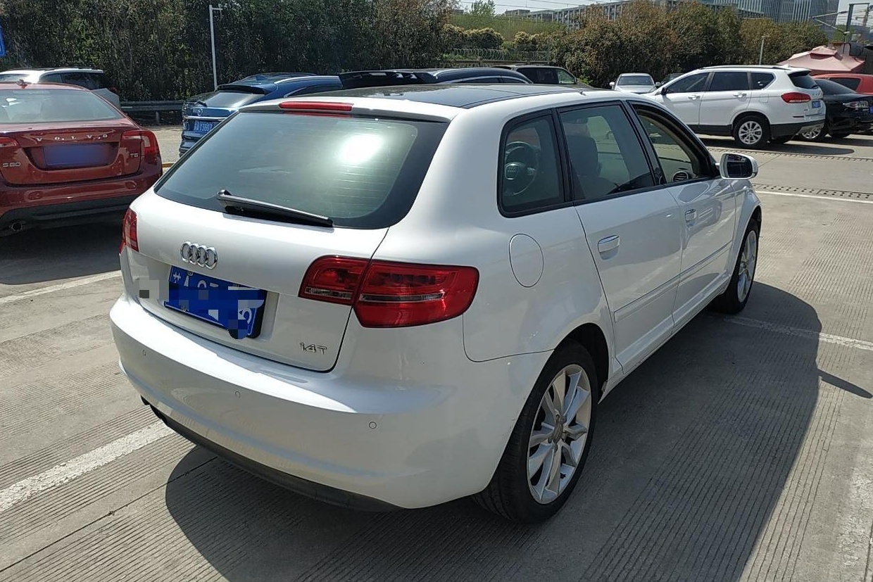 奥迪A3 2012款 Sportback 1.4T 舒适型(进口)