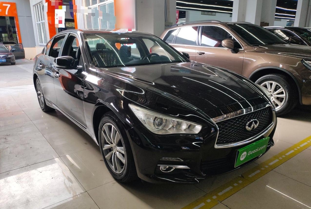 英菲尼迪Q50L 2016款 2.0T 舒适版