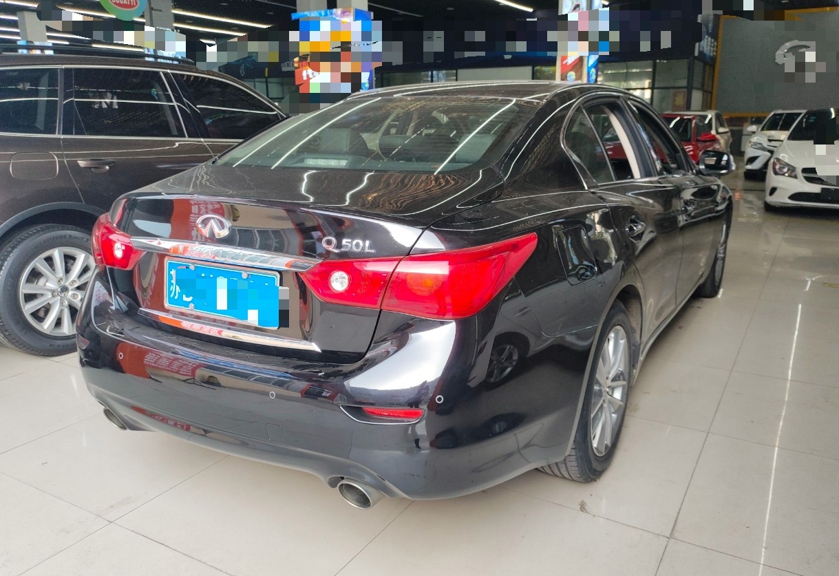 英菲尼迪Q50L 2016款 2.0T 舒适版