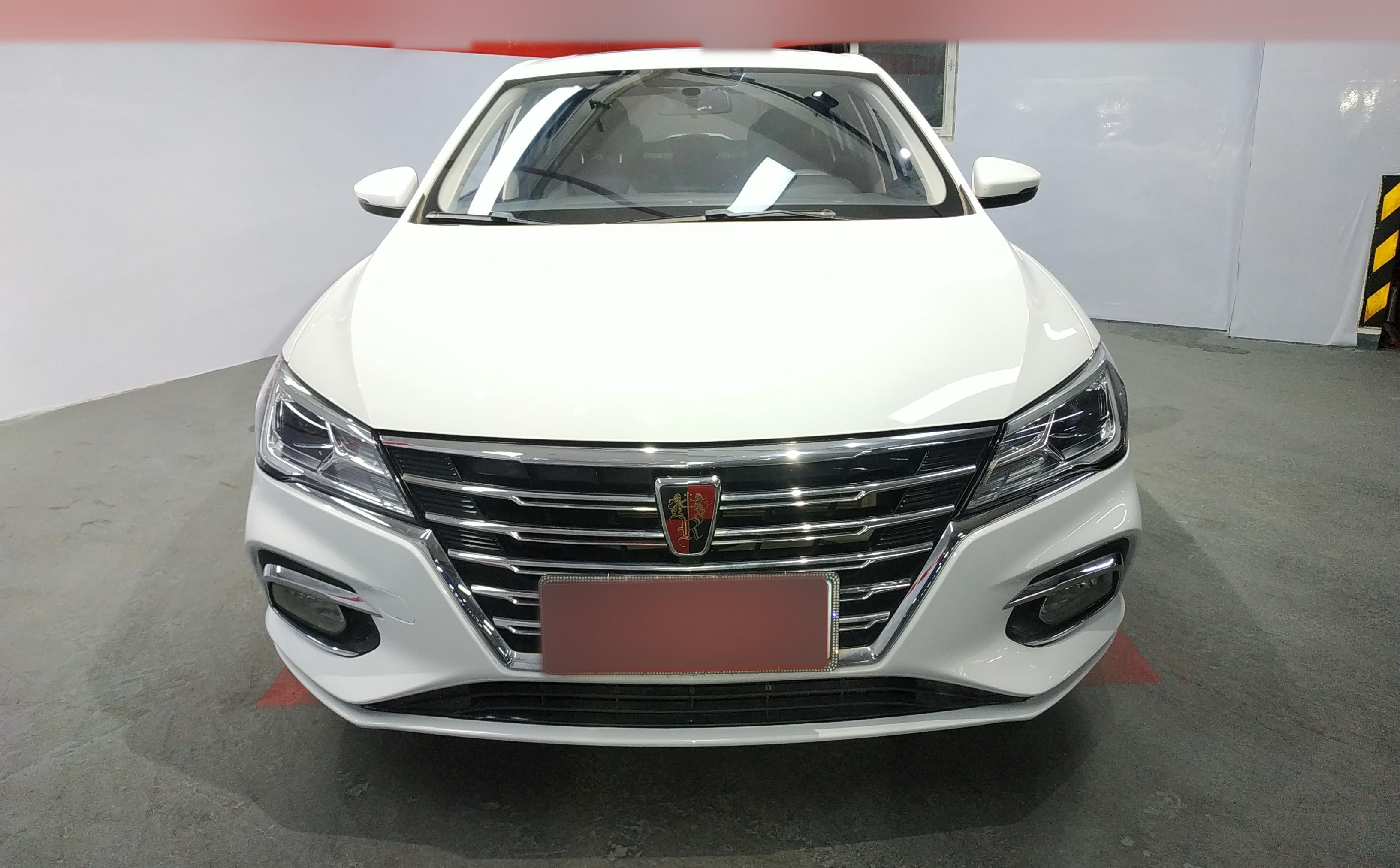 荣威i5 2020款 1.5L 手动4G互联领豪旗舰版