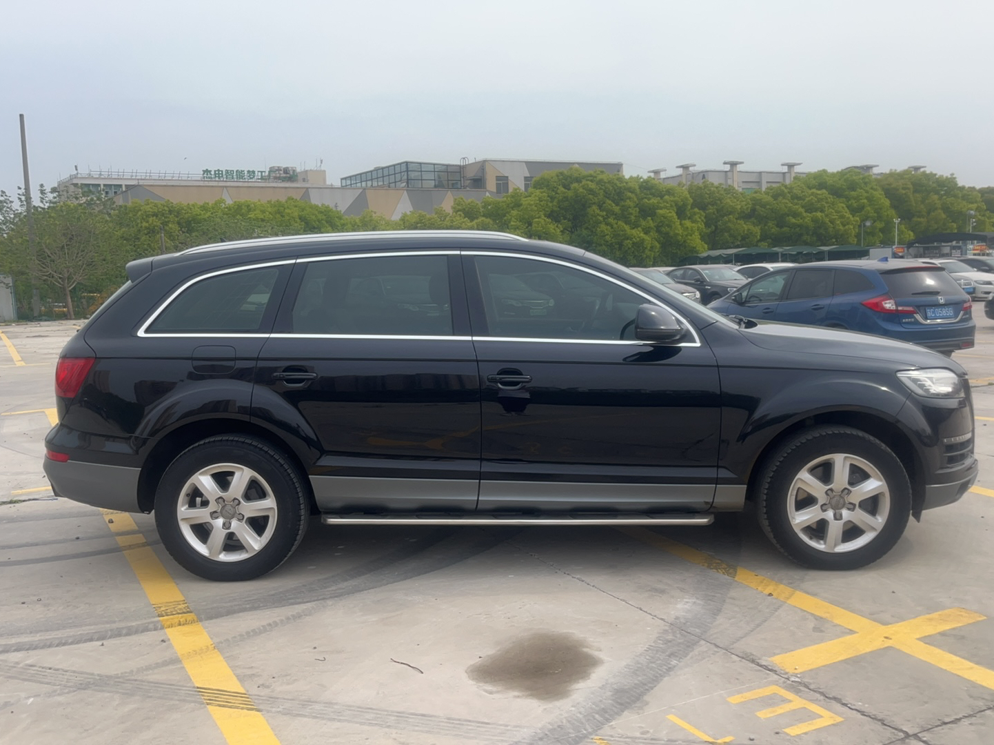 奥迪Q7 2014款 35 TFSI 进取型(进口)