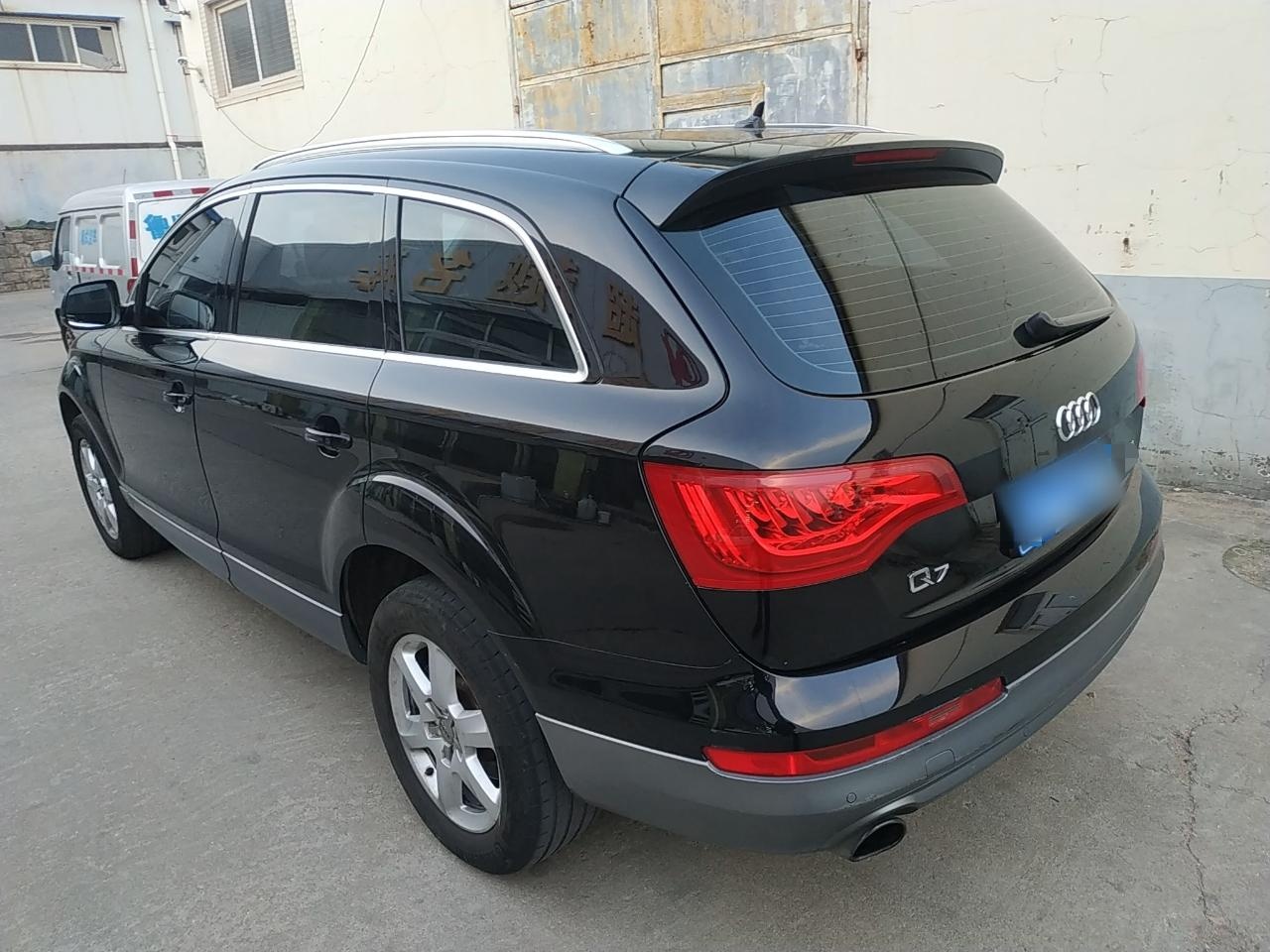 奥迪Q7 2015款 35 TFSI 进取型(进口)