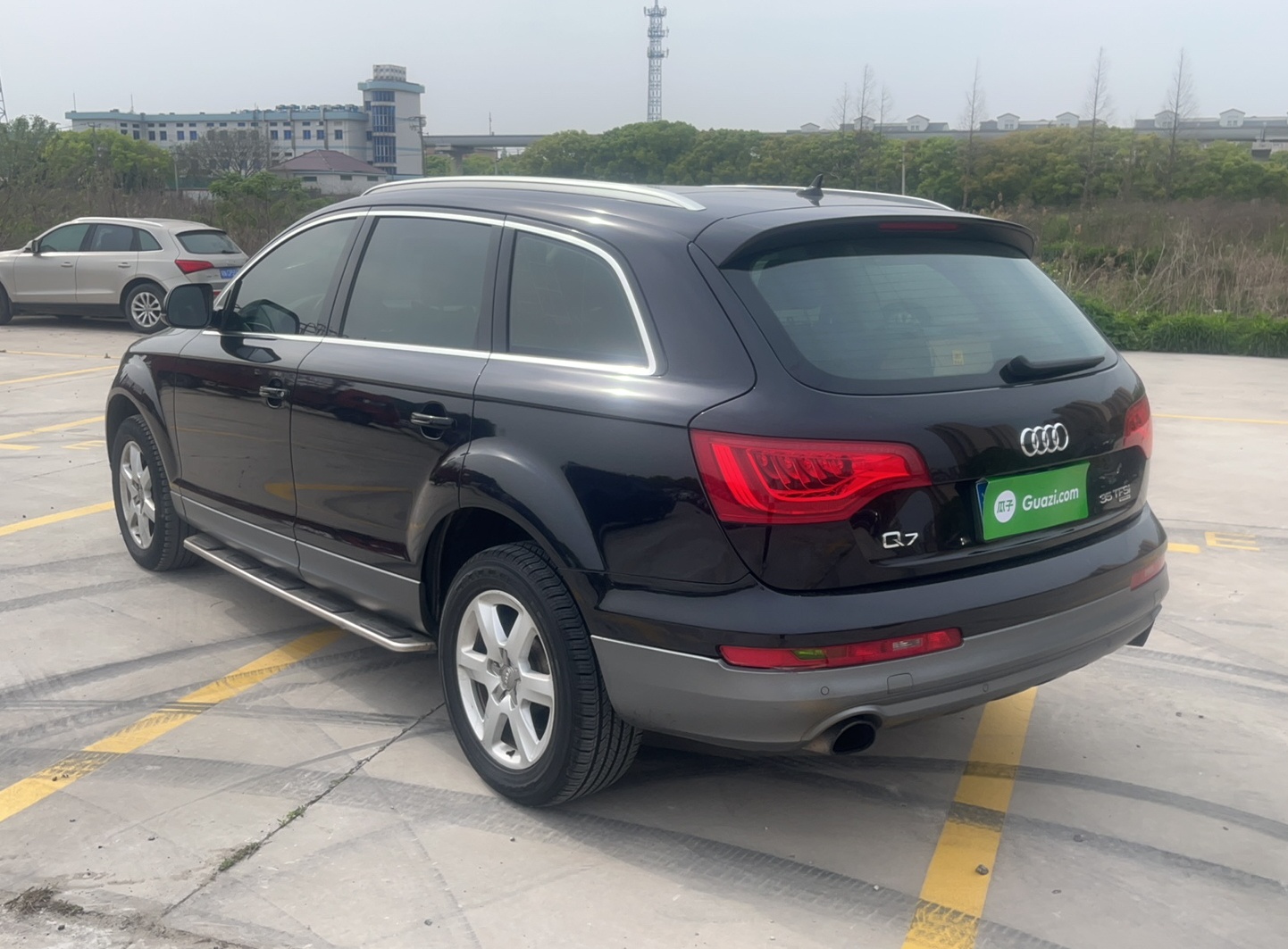 奥迪Q7 2014款 35 TFSI 进取型(进口)