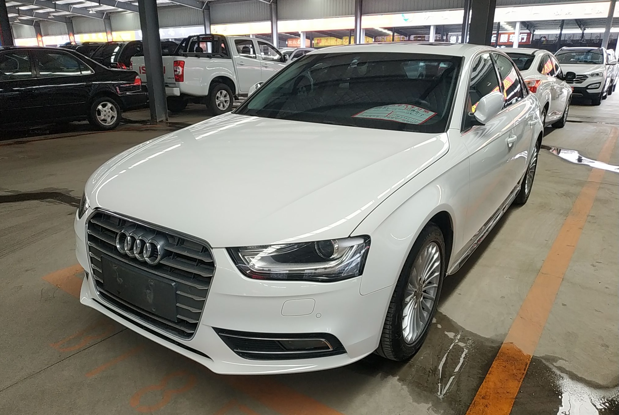 奥迪A4L 2015款 35 TFSI 自动舒适型