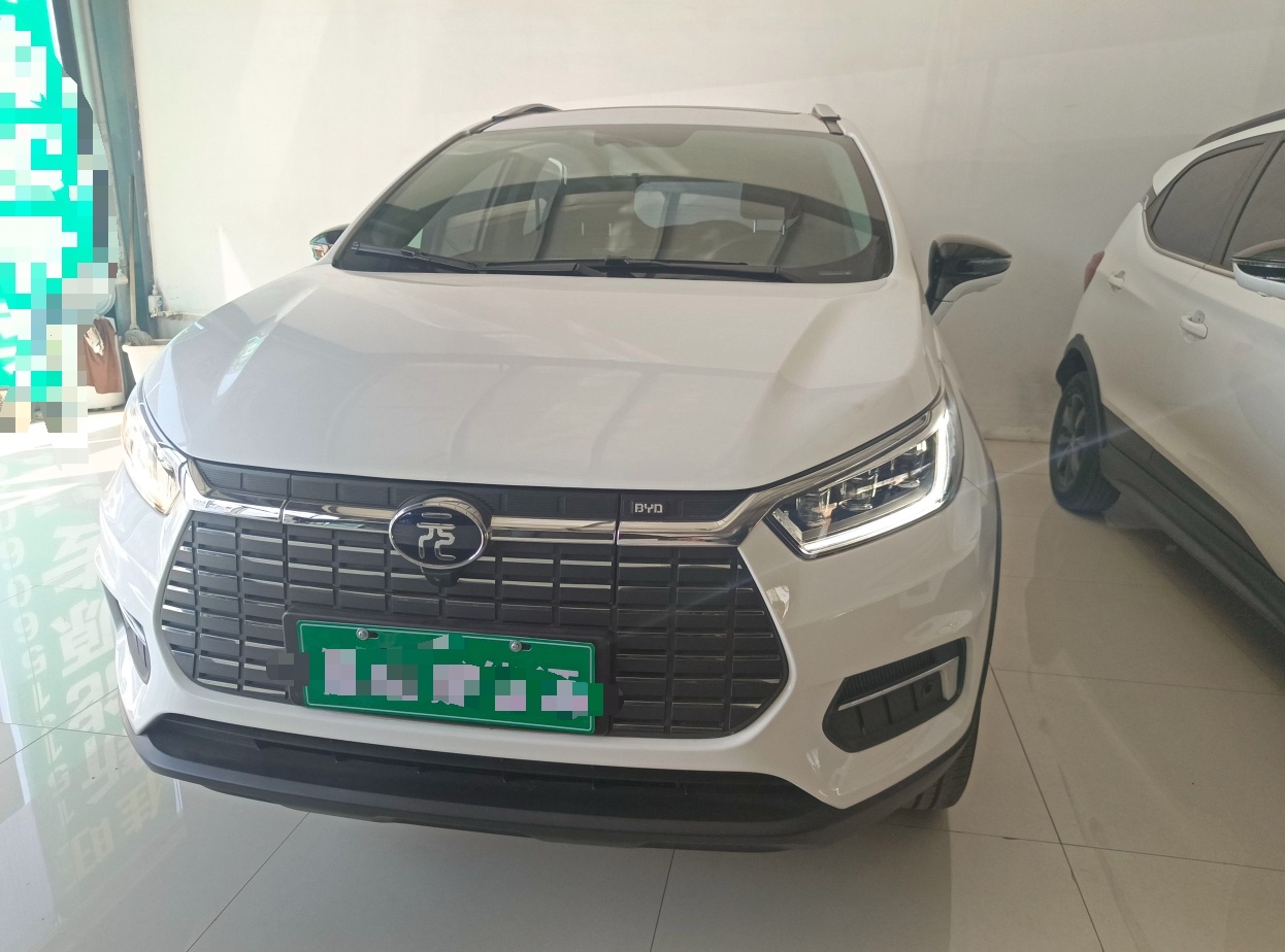 比亚迪 元新能源 2019款 EV535 高能领航版