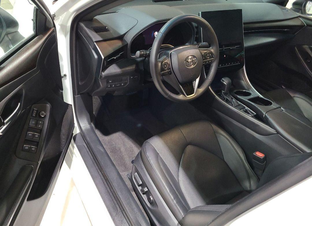 丰田 亚洲龙 2022款 2.0L 豪华版