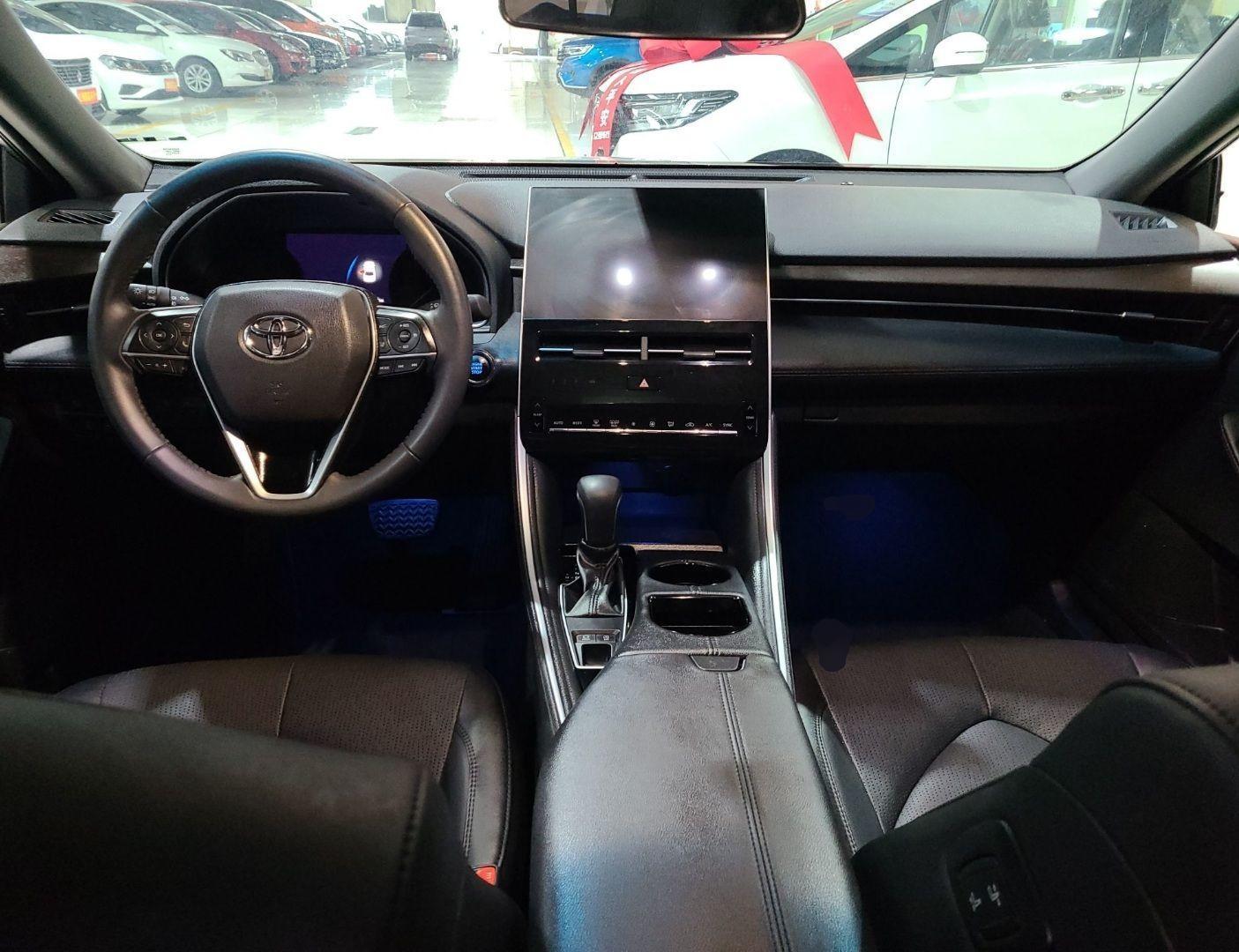 丰田 亚洲龙 2022款 2.0L 豪华版