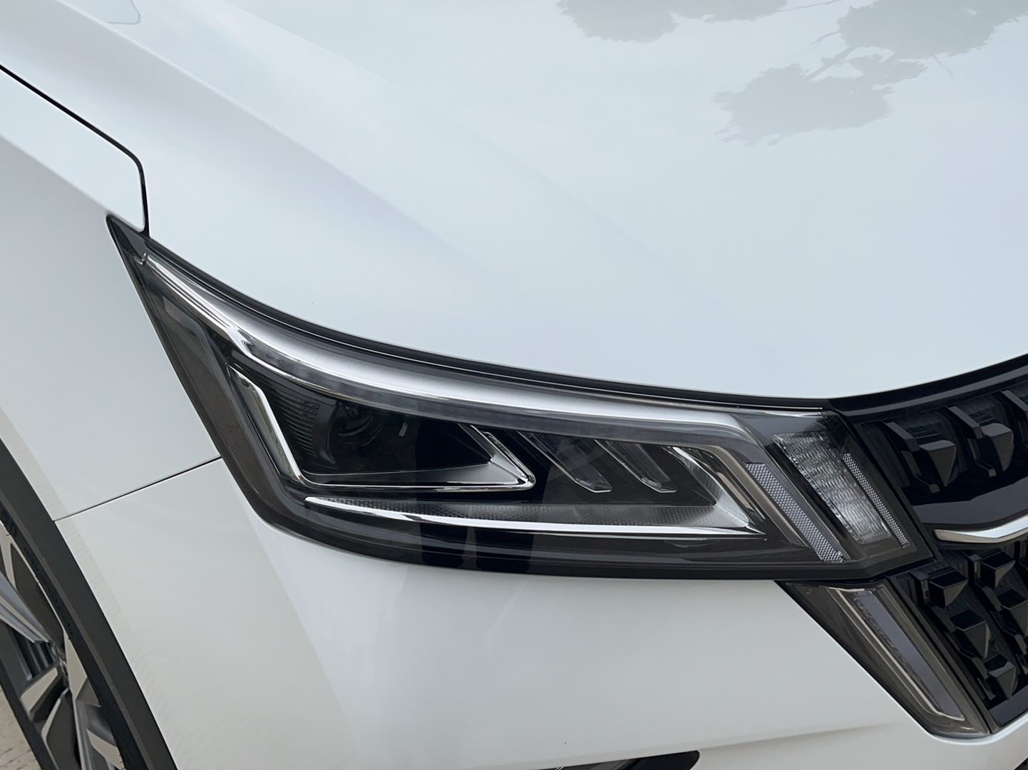 五菱汽车 五菱星辰 2021款 1.5T CVT星辉版