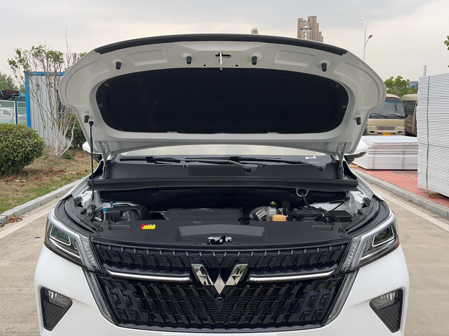 五菱汽车 五菱星辰 2021款 1.5T CVT星辉版