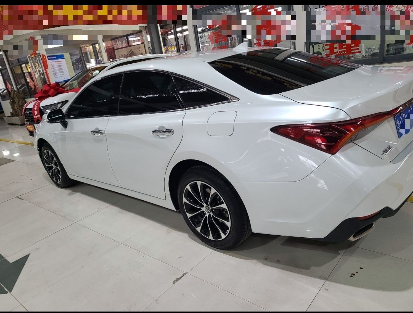 丰田 亚洲龙 2022款 2.0L 豪华版