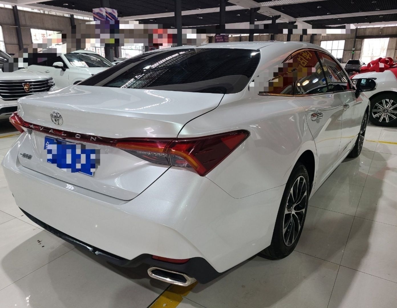 丰田 亚洲龙 2022款 2.0L 豪华版