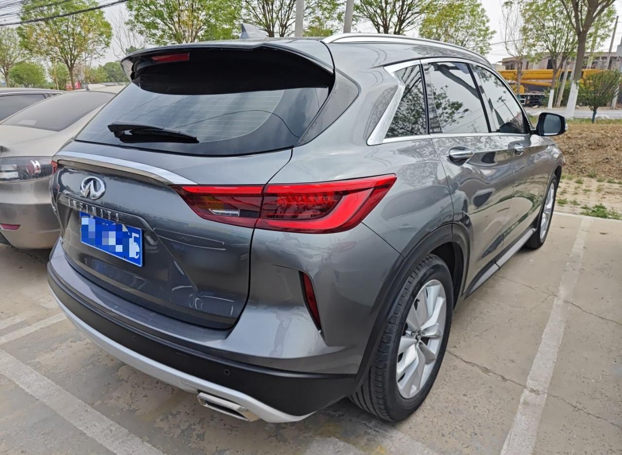 英菲尼迪QX50 2018款 2.0T 四驱菁英版