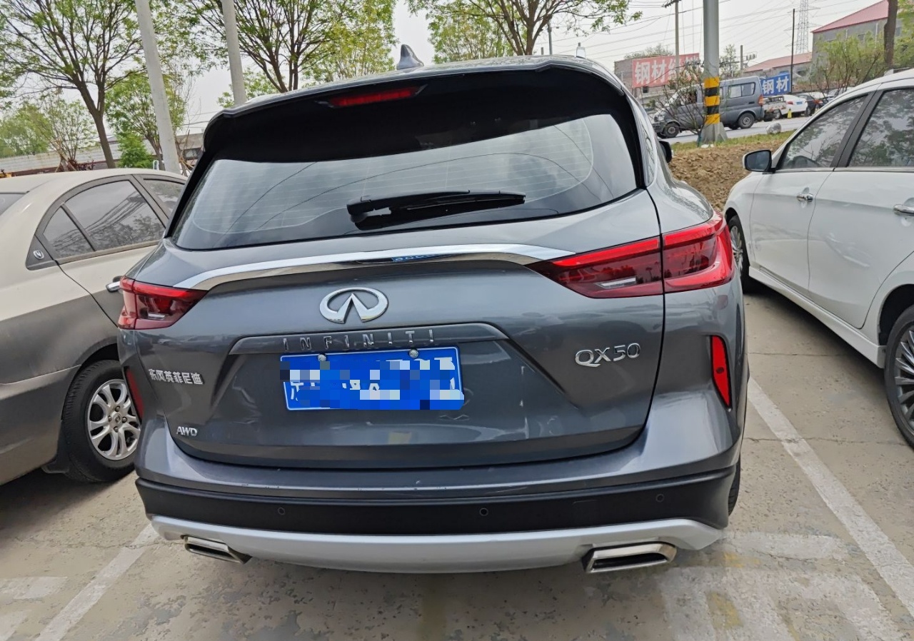 英菲尼迪QX50 2018款 2.0T 四驱菁英版