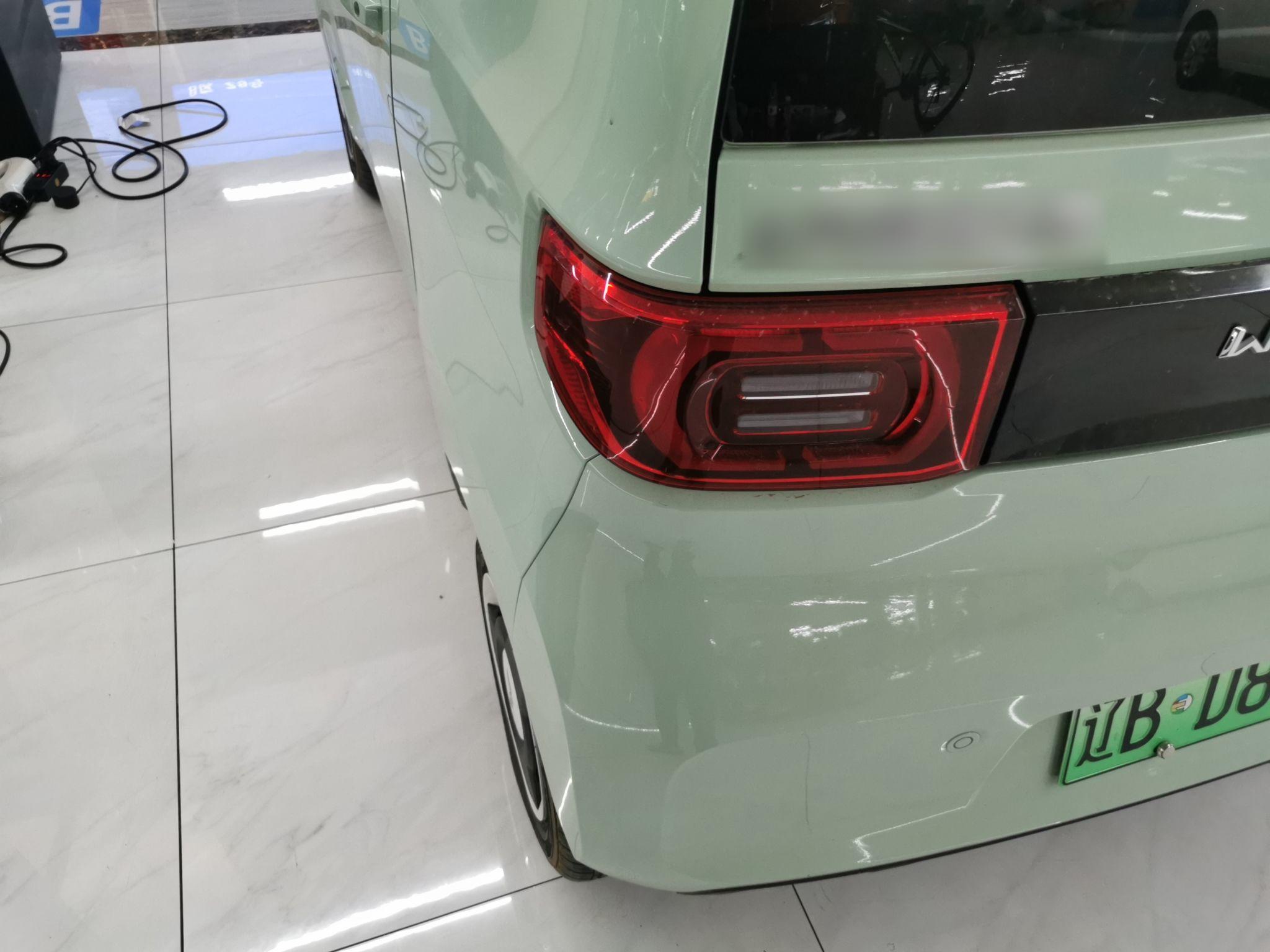 五菱汽车 宏光MINI EV 2021款 马卡龙臻享款 磷酸铁锂