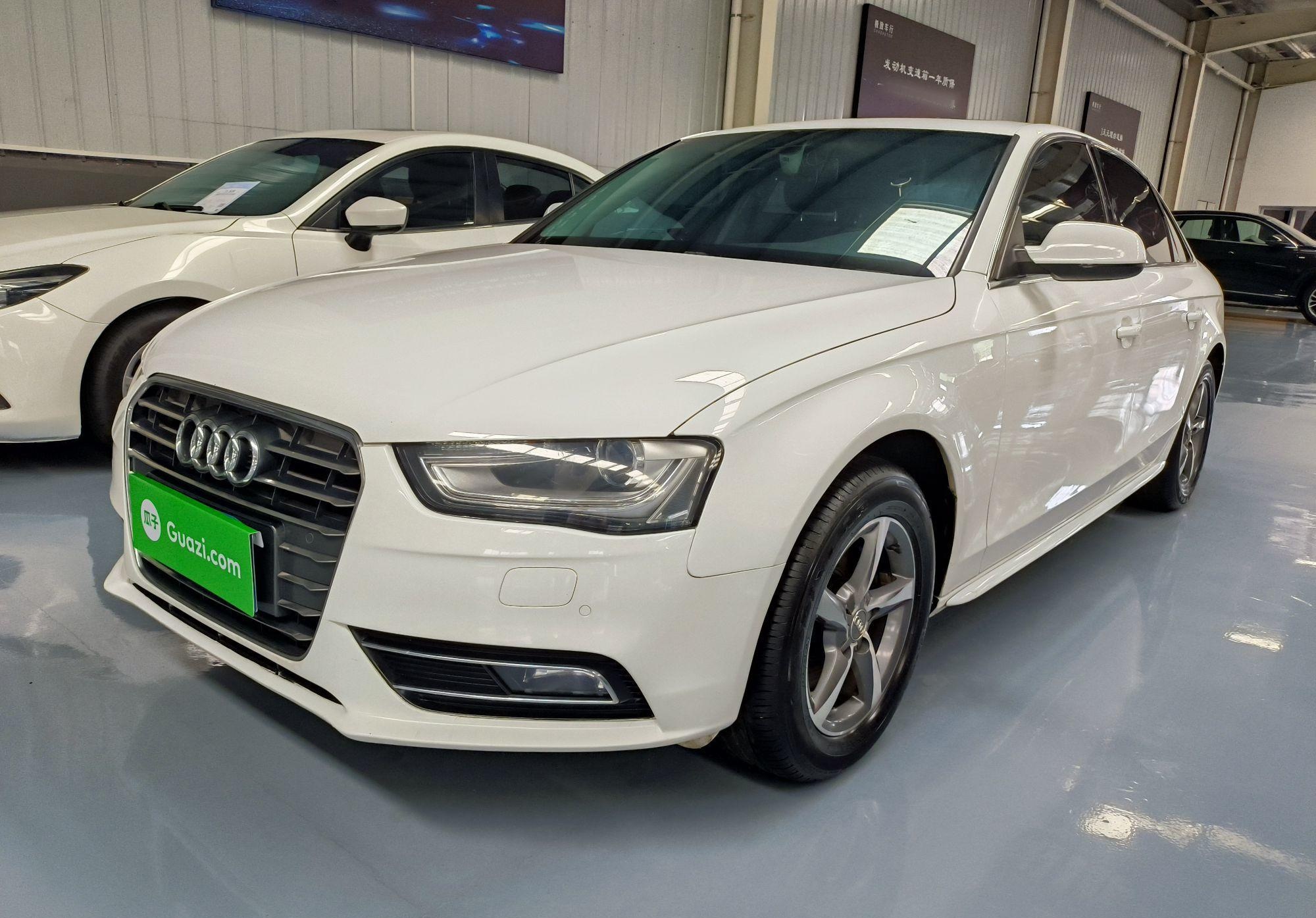 奥迪A4L 2013款 35 TFSI 自动舒适型