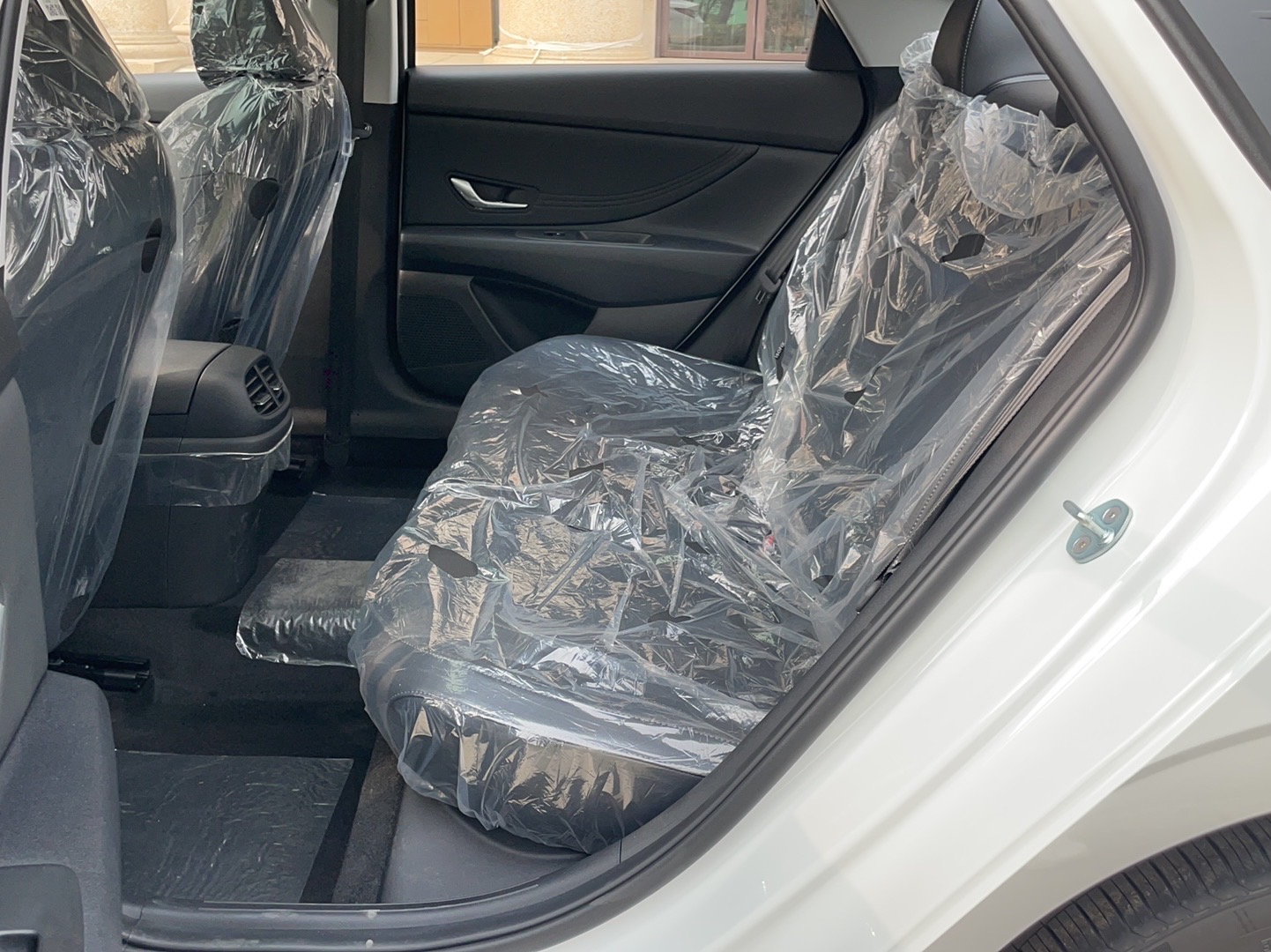 现代 伊兰特 2022款 1.5L CVT LUX尊贵版