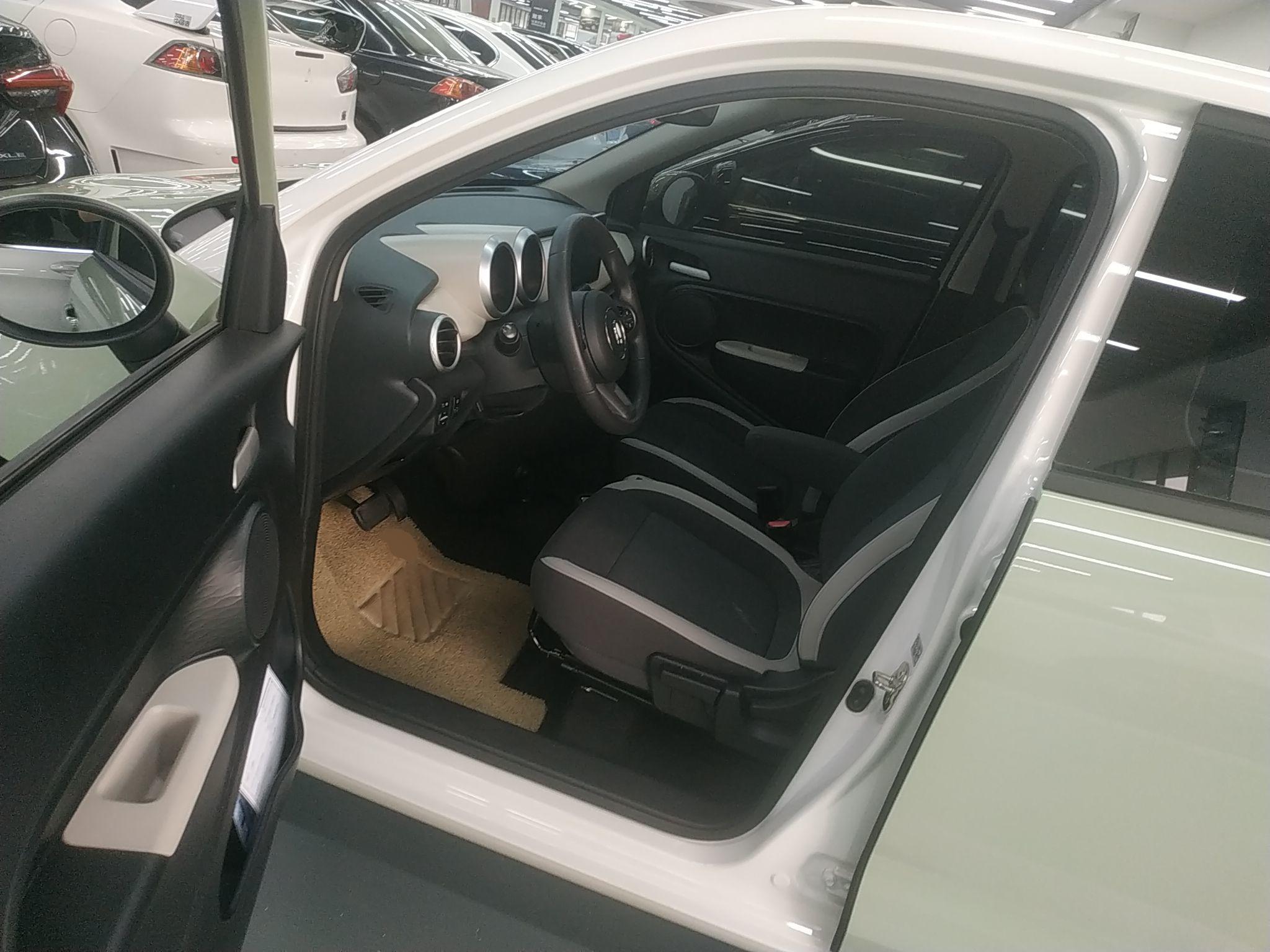 欧拉黑猫 2022款 301km 萌宠版