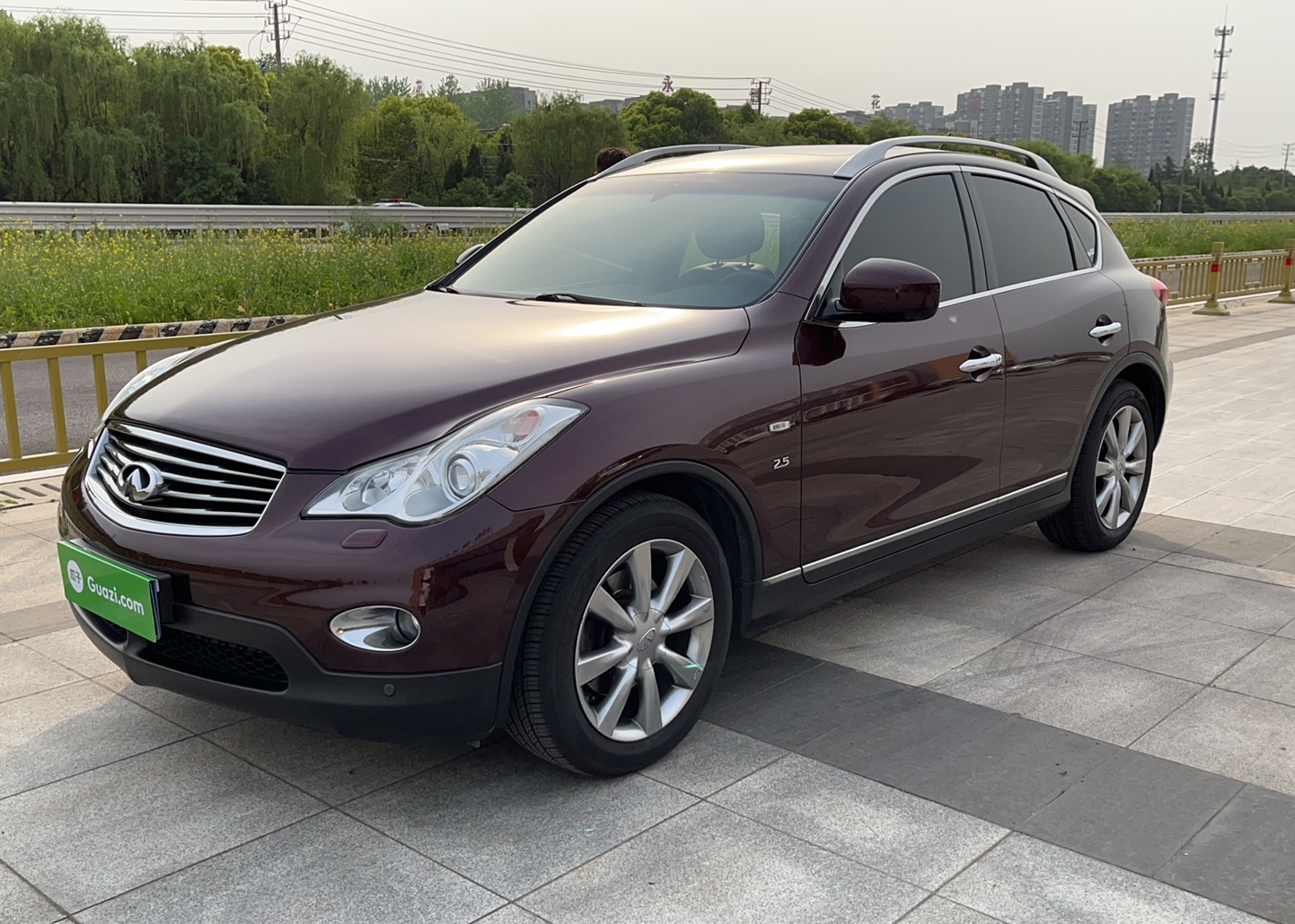 英菲尼迪QX50 2013款 2.5L 两驱优雅版(进口)