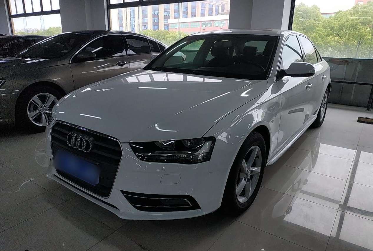 奥迪A4L 2013款 30 TFSI 自动舒适型