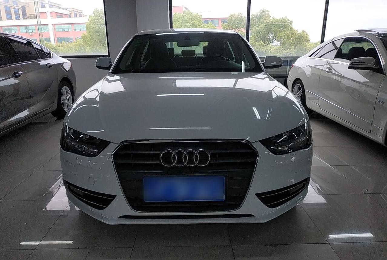 奥迪A4L 2013款 30 TFSI 自动舒适型