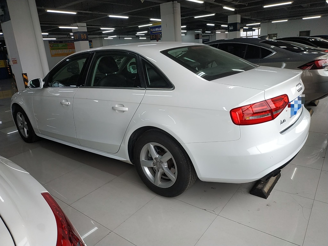 奥迪A4L 2013款 30 TFSI 自动舒适型