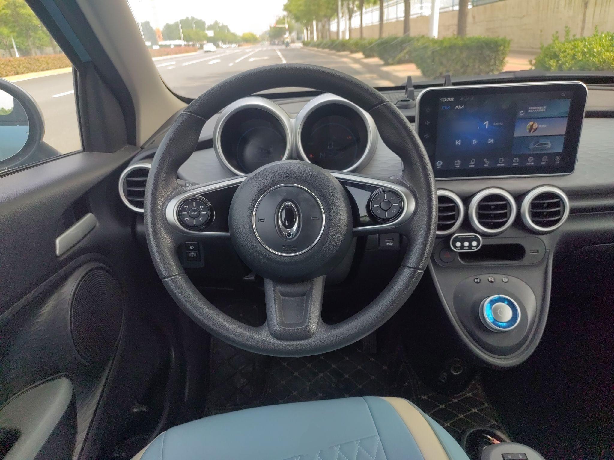 欧拉黑猫 2019款 351km 灵趣版