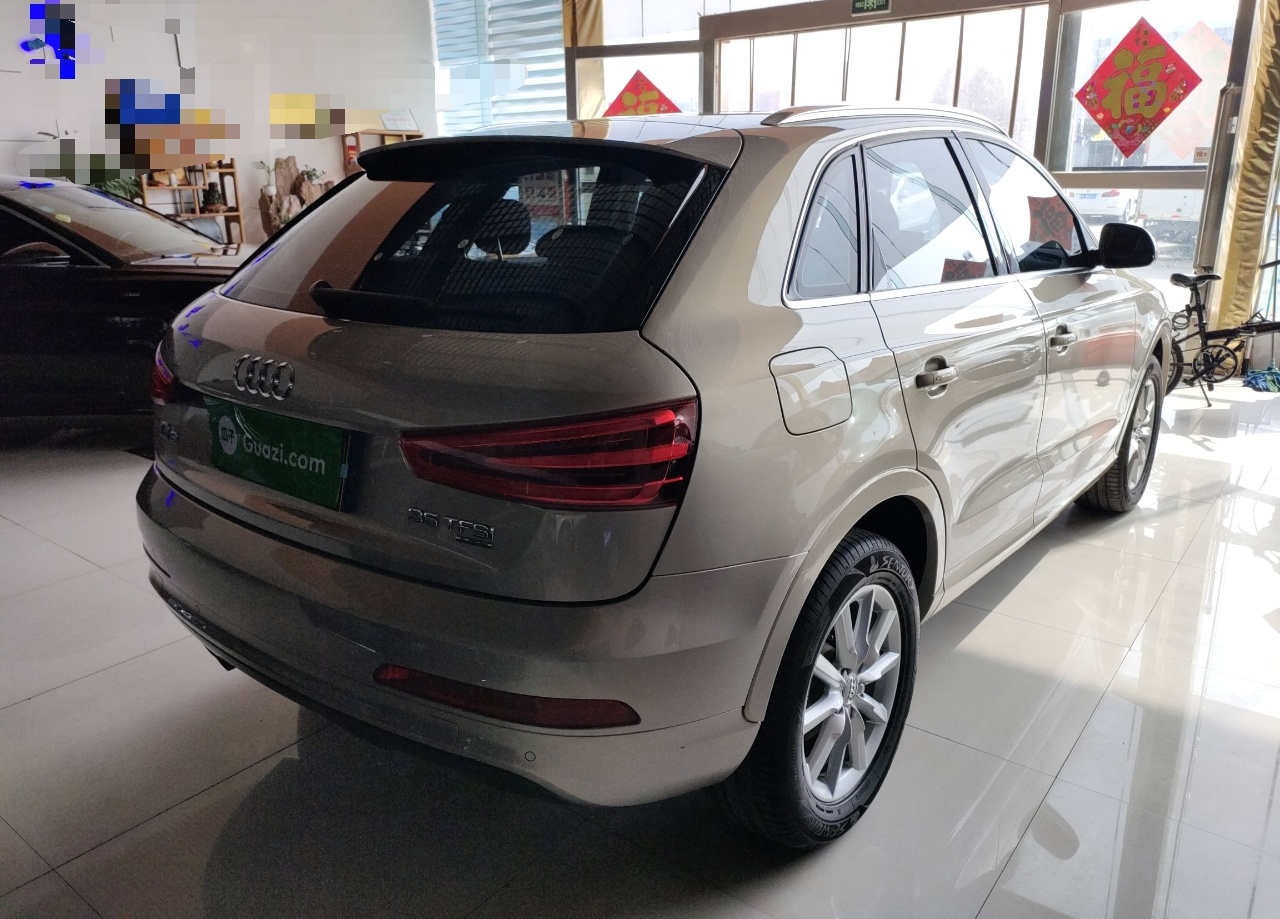 奥迪Q3 2012款 2.0T 自动 (进口)