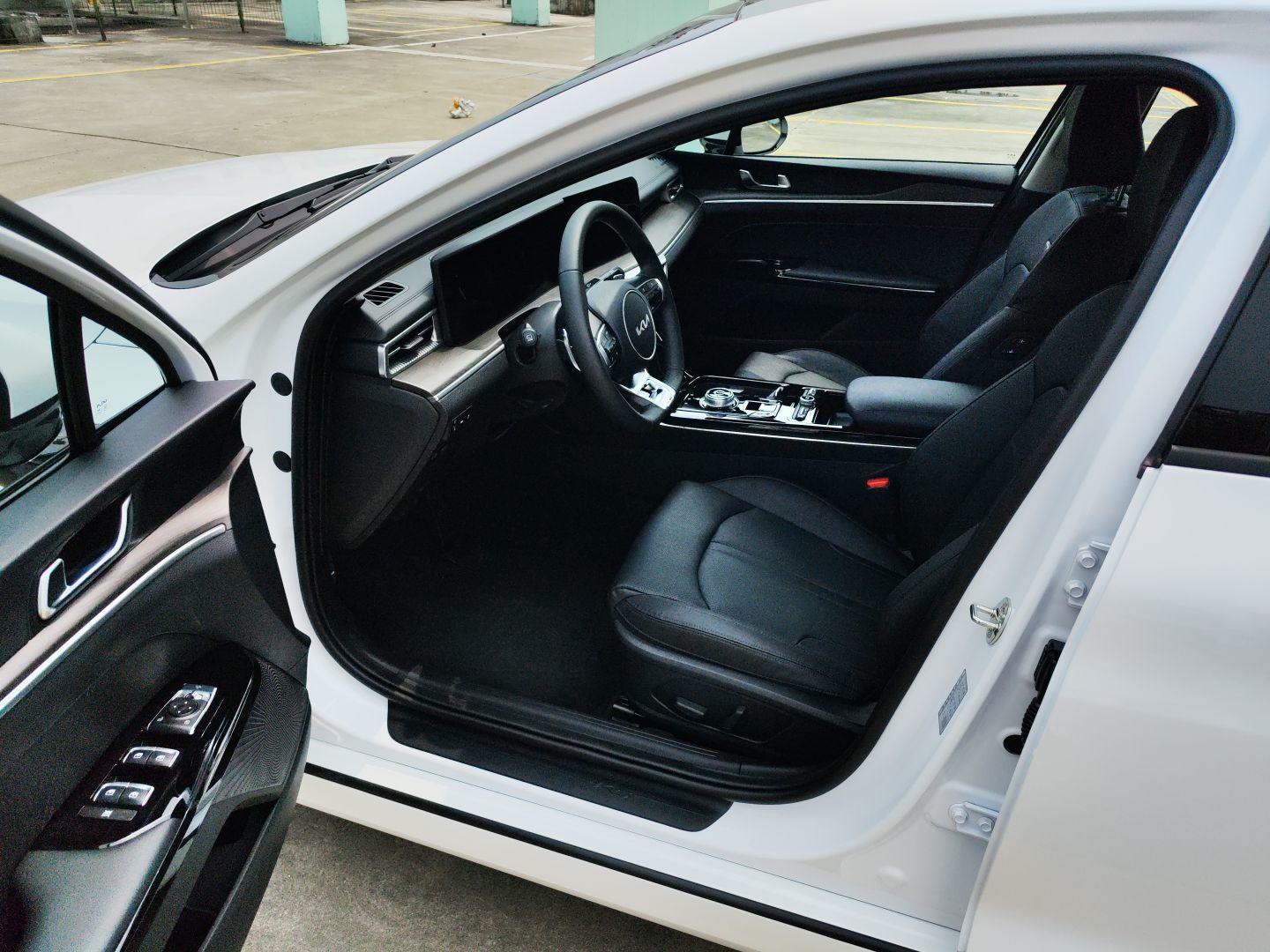 起亚 K5凯酷 2021款 380T GT-Line 焕新版