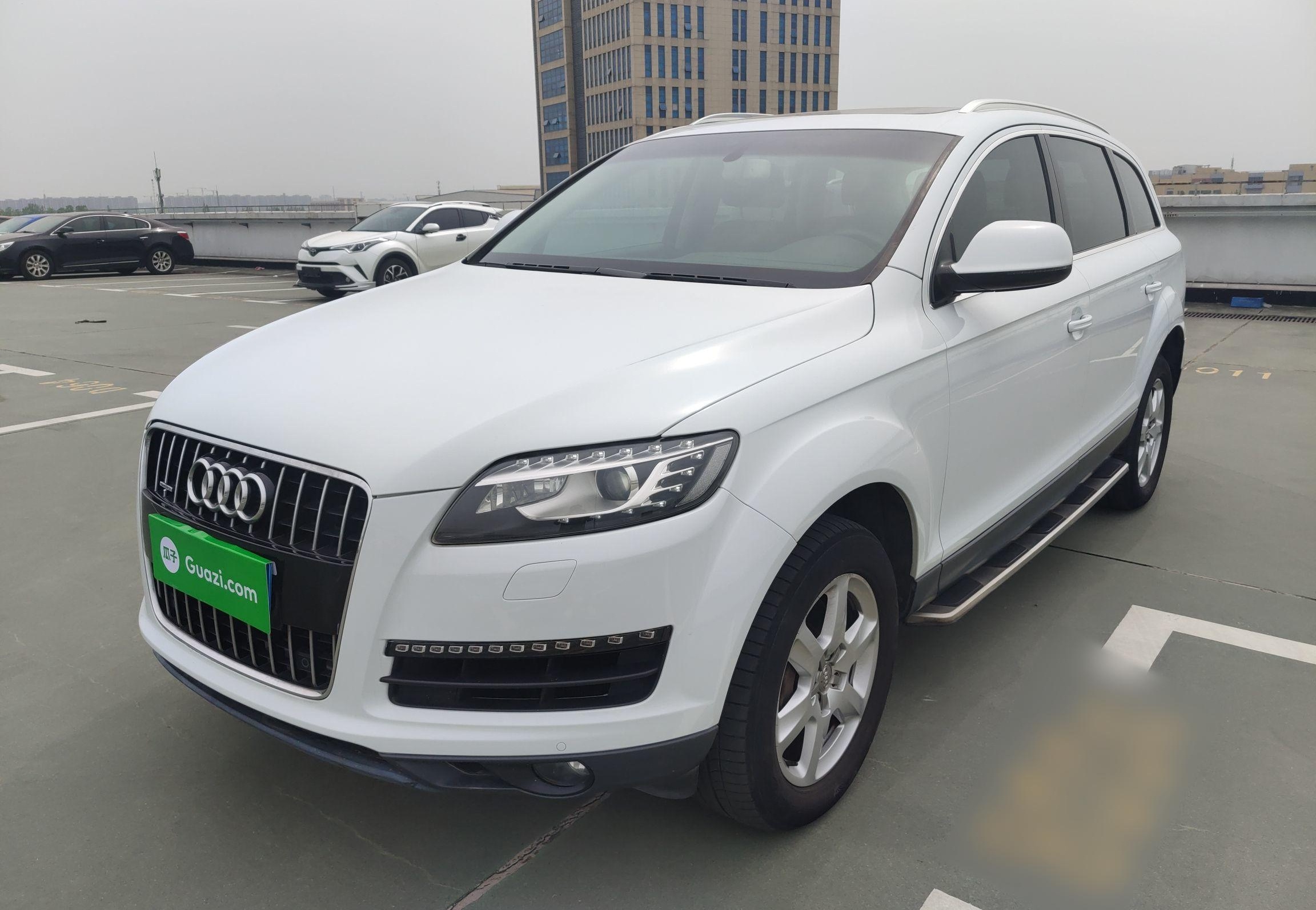 奥迪Q7 2014款 35 TFSI 进取型(进口)